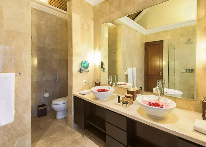 Escape To Paradise, Deluxe Fractional 2br Garden Pool Private Near